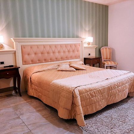 Regina Di Saba - Hotel Villa Per Ricevimenti Grottaminarda Eksteriør billede