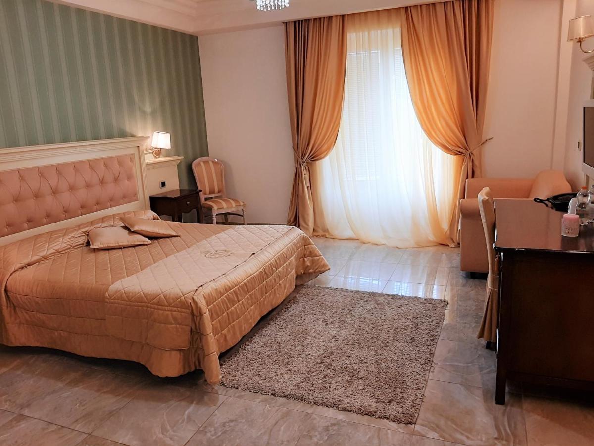Regina Di Saba - Hotel Villa Per Ricevimenti Grottaminarda Eksteriør billede