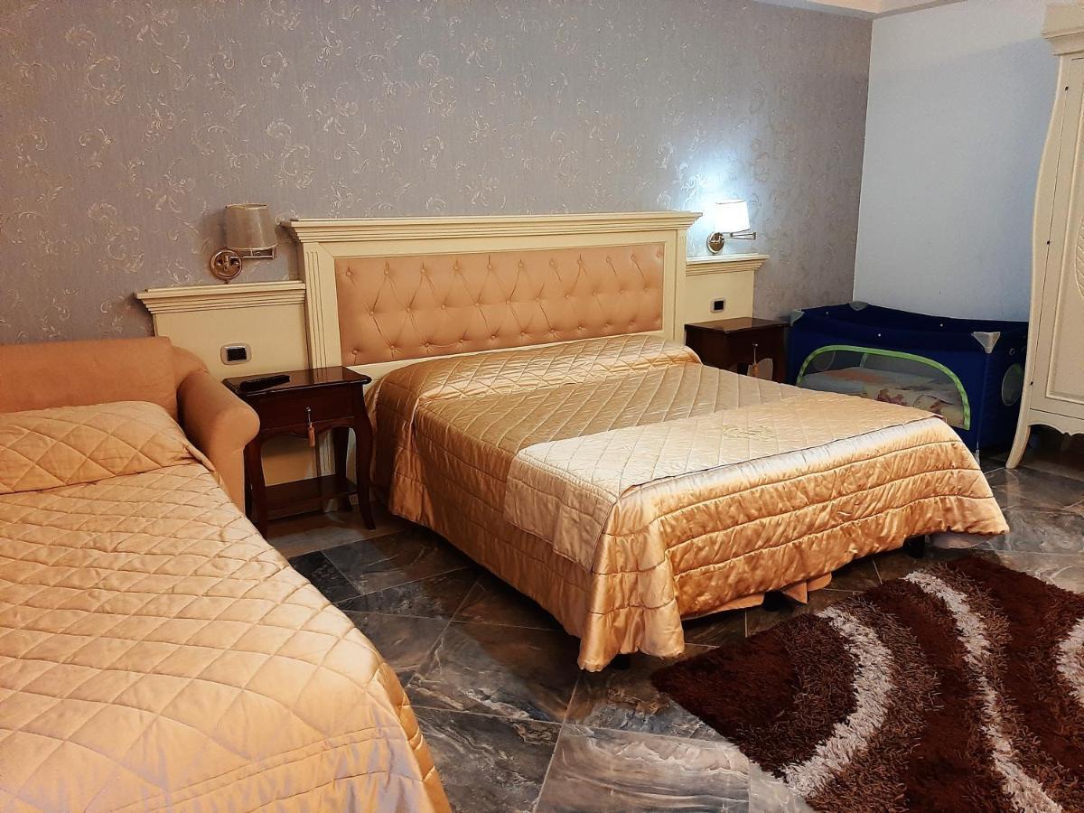 Regina Di Saba - Hotel Villa Per Ricevimenti Grottaminarda Eksteriør billede
